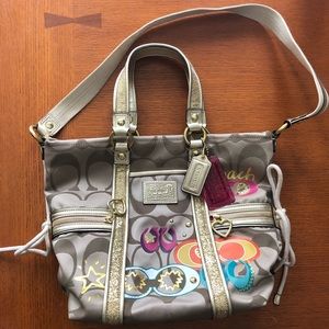 Coach Daisy Poppy Appliqué Signature C Handbag